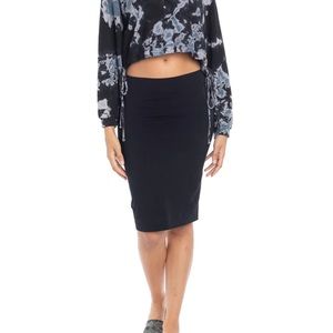 Black hard tail pencil skirt size M
